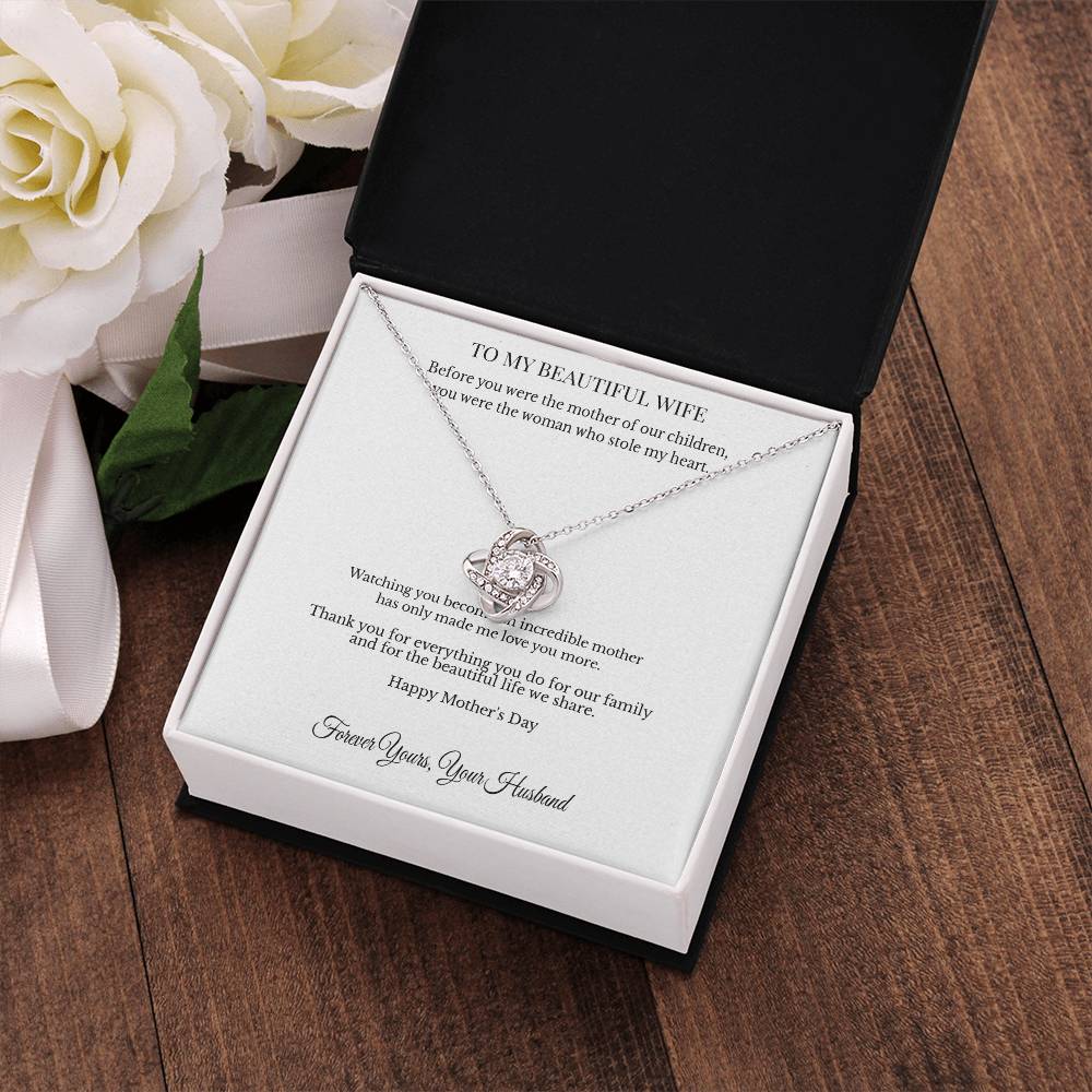 To My Beautiful Wife – Personalized Love Knot Necklace | Romantic Mother’s Day Gift From Husband