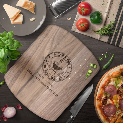 Personalized Dad’s BBQ Cutting Board – The Grill Master, Only the Best for [Custom Names]